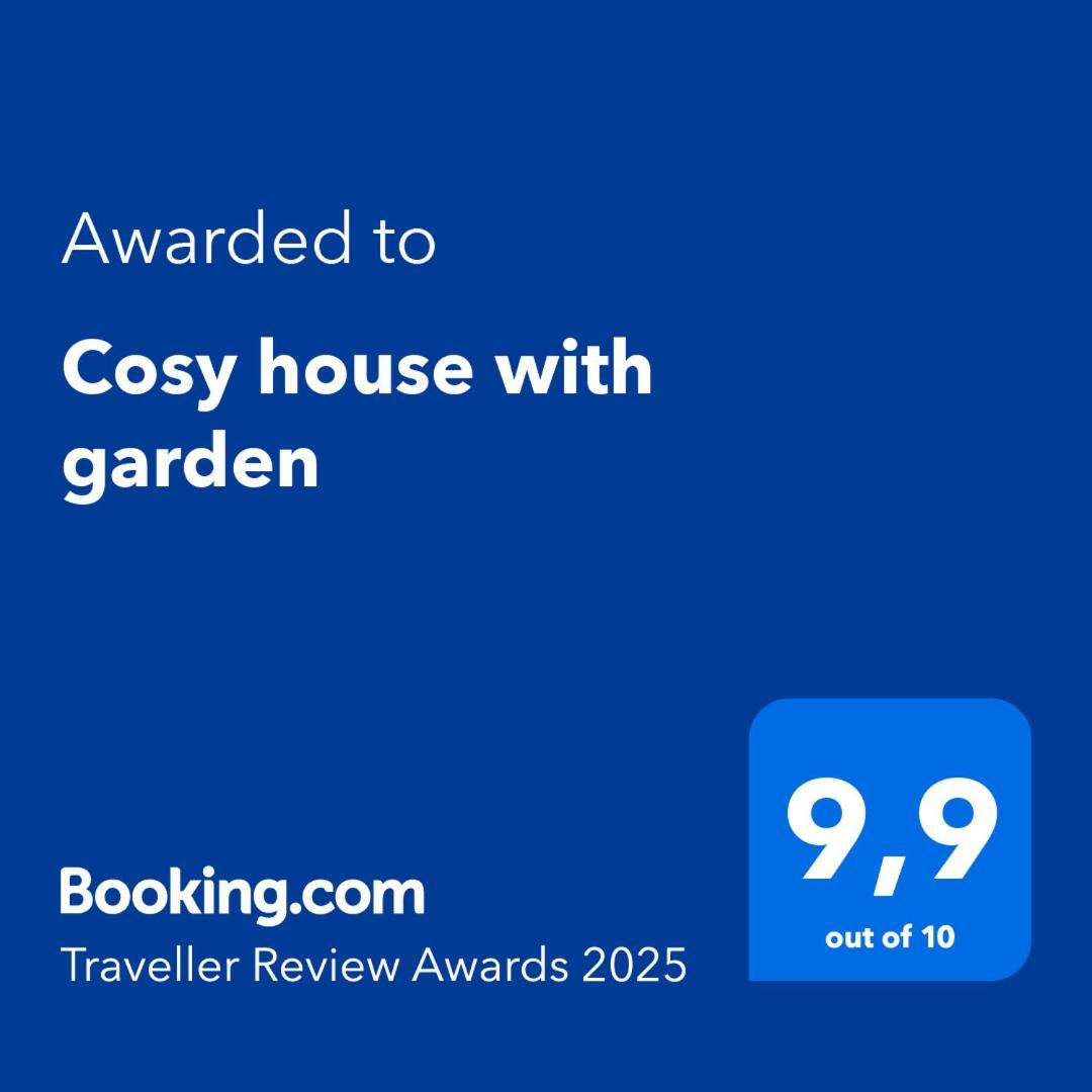 볼로스 Cosy House With Garden 아파트 외부 사진